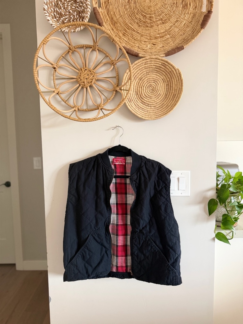 Marlboro Country Classic Quilted Men's Vest with Red Plaid Lining